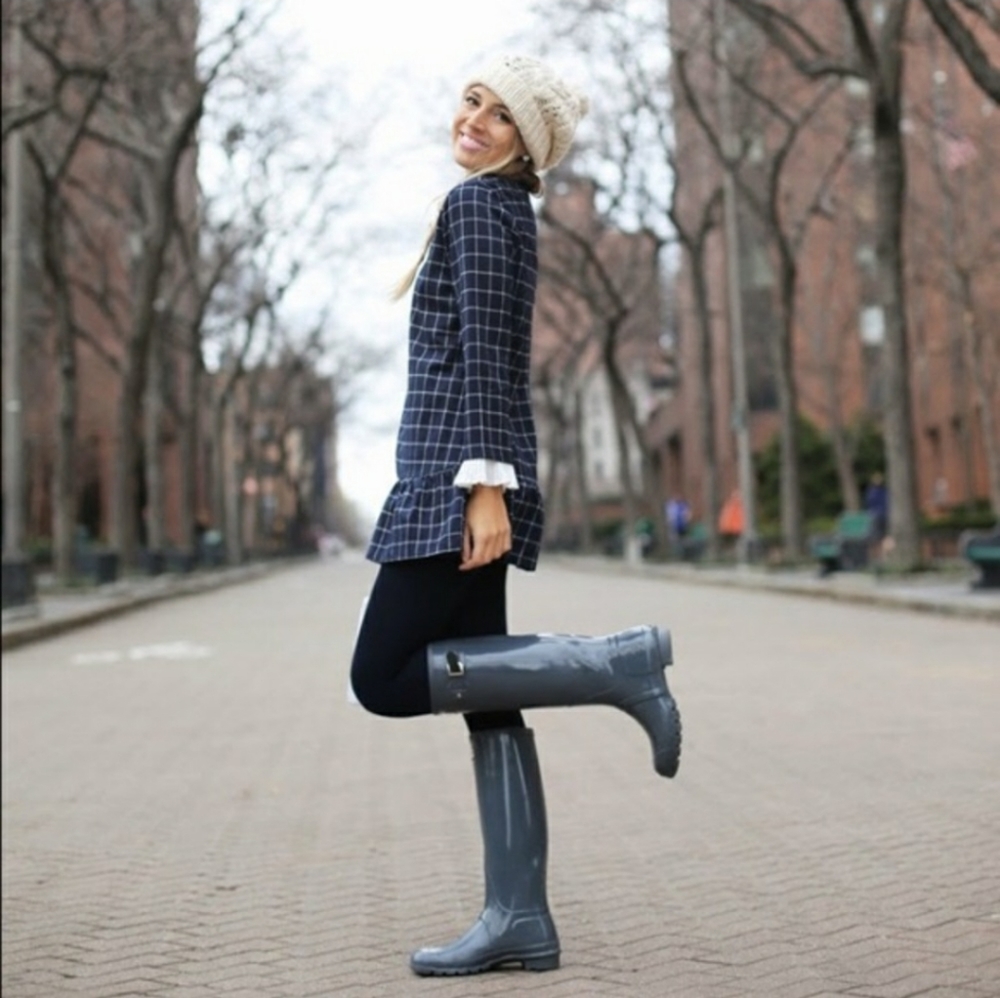 Hunter Tall Gloss Rain Boots in Gull Gray